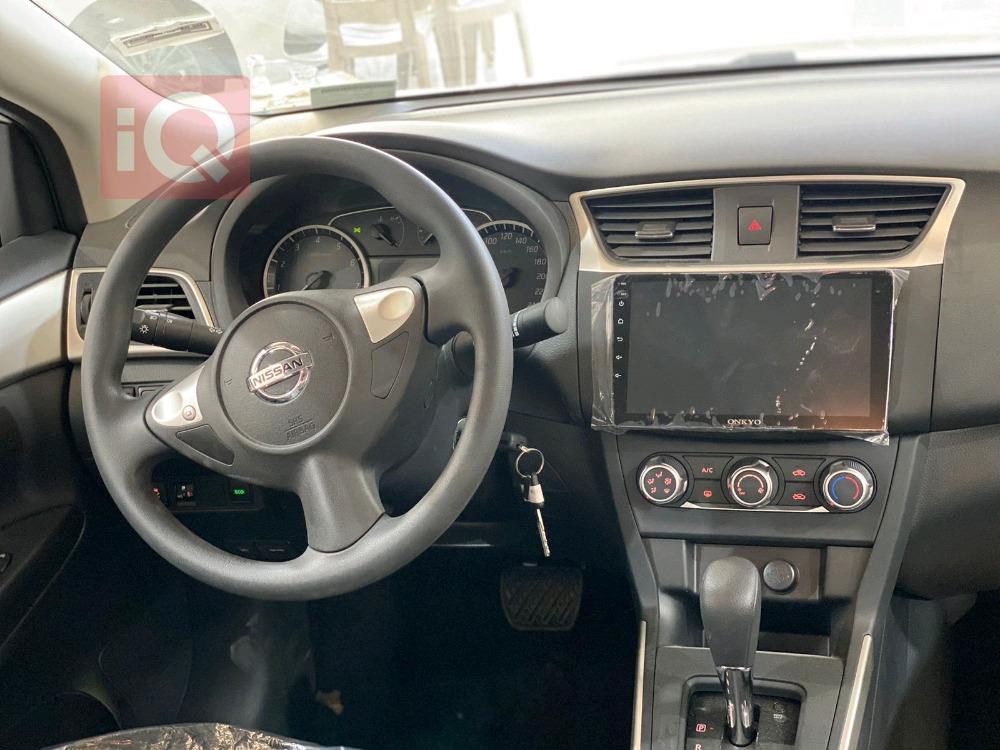 نیسان سێنترا